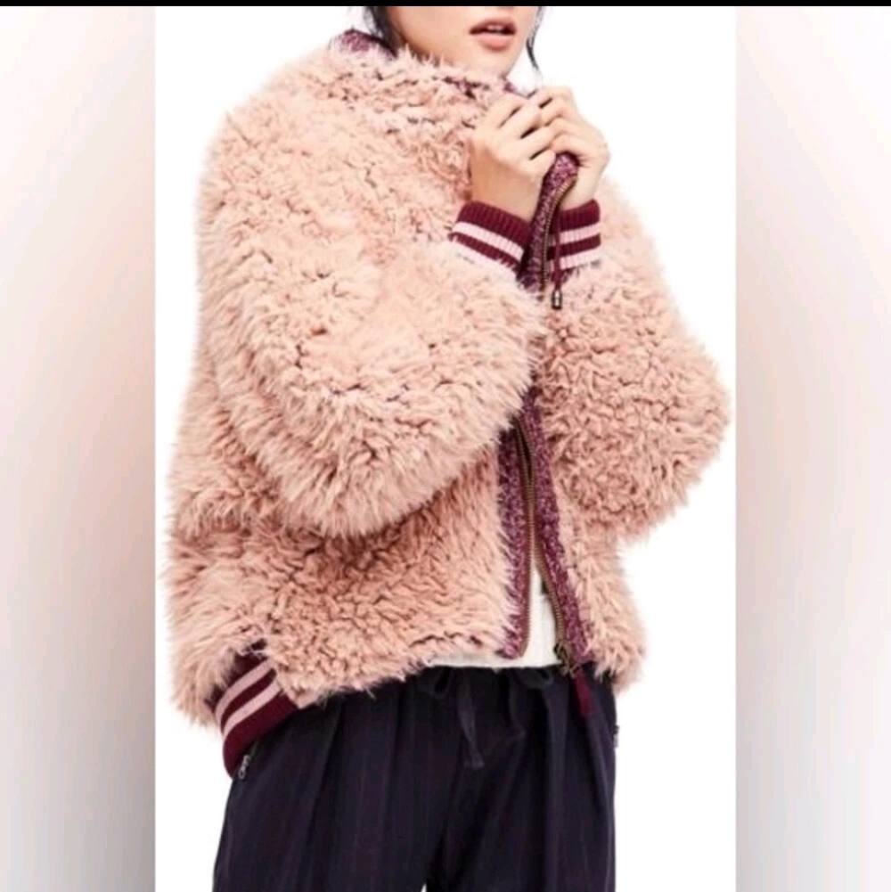 Free People Fluffy Dolman Jacket Size XS Oversized Hooded Dolman Varsity Style